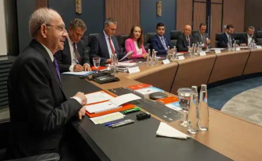 CHP MYK’sından parti içinde kalan Özel destekçisi vekillere ‘Truva atı’ benzetmesi… İsimlerin tespiti için Sarıbal’a görev verildi