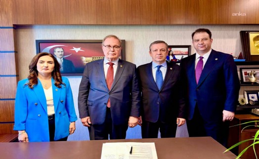 CHP, 'çerçeve yasa' teklifini imzaladı: 'Halkımız gönlünü ferah tutsun'