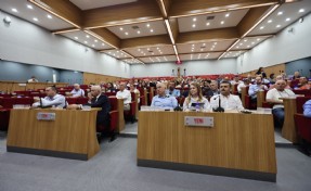 CHP’deki ayrılık İzmir Büyükşehir Meclisi’ne de yansıdı: Çoğunluk 89 üyeyle YENİ Parti’ye geçti
