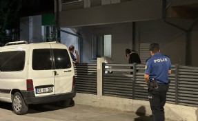 Çatı katından düşen kadın, ağır yaralandı