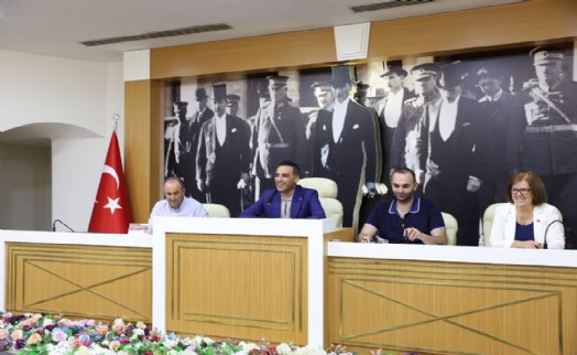 Çiğli Meclisi’nde vergi borcu için taşınmaz devri kararı! Komisyonlarda mevcut yapı korundu!