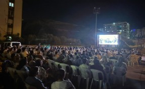 Çiğli’de Mahalle Sinema Günlerine büyük ilgi