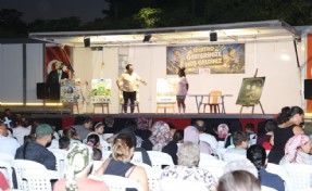 Çiğli’de Mahalle Tiyatro Günleri Yüzlerce Çocukla Buluştu