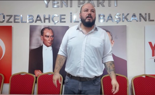 Devrim Seyrek'ten duygusal veda! Ceketini aldı ve gitti!