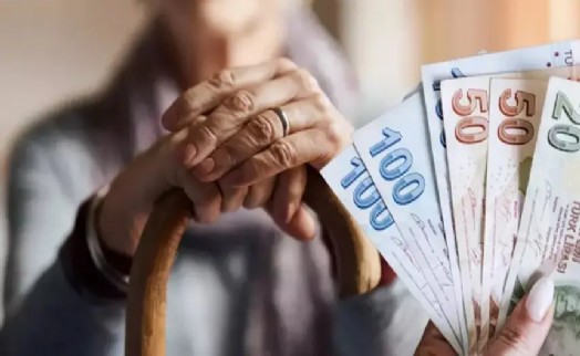 Emekli aylığı düzenlemesi resmen yürürlükte: Gözler SGK'da