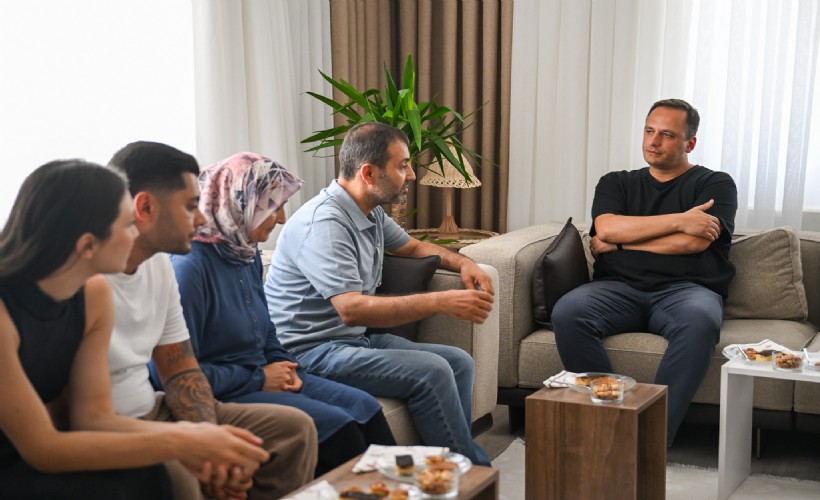 Eşki’den şehit ailesine ziyaret 'Şehitlerimizin emaneti başımızın tacıdır'