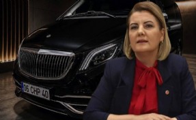 Fatma Kaplan Hürriyet 'CHP' plakalı makam aracını satışa çıkardı