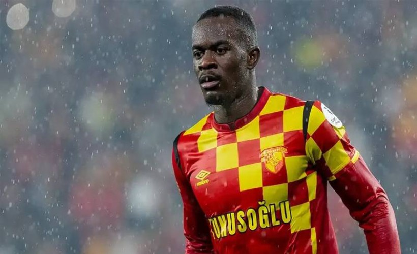 Göztepe'de veda zamanı: Anthony Dennis Al Jazira'ye transfer oldu!