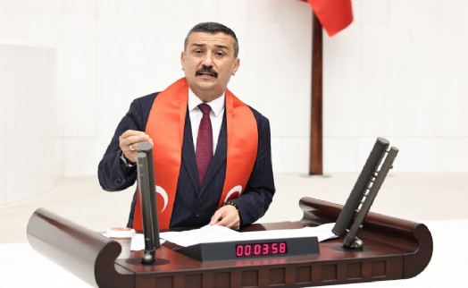 İYİ Partili Türkoğlu şehit isimlerini okumaya başladı, Genel Kurul'a ara verildi