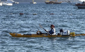 İstanbul’dan kanoyla çıktığı Türkiye yolculuğunda 83 gün sonra Bodrum’a ulaştı