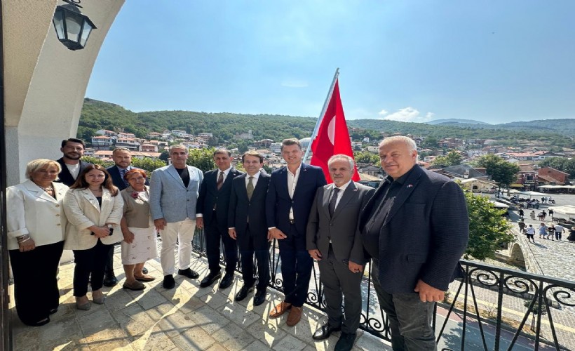 İzmir ile Kosova arasındaki iletişim güçleniyor: İşbirliği kapısı aralandı