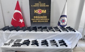 İzmir ve Manisa’da eş zamanlı silah ticareti operasyonu: 13 şüpheli gözaltına alındı
