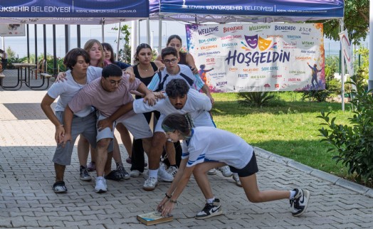 İzmir’de Avrupa Drama Buluşması: Gençler ortak hikayeler yazıyor