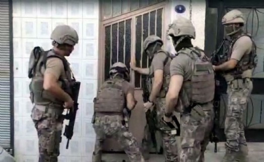 İzmir’de DEAŞ operasyonu: 26 gözaltı