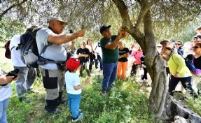 İzmir’de parklar 103 etkinlikle renklendi