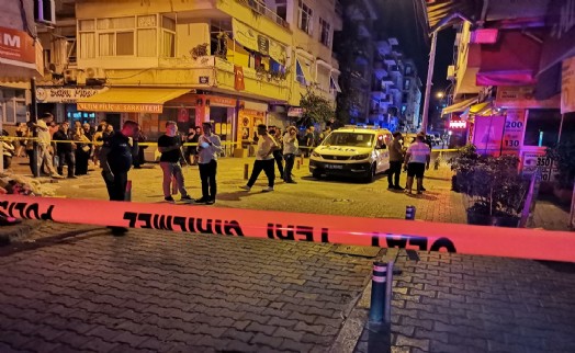 İzmir’de silahlı kavga: 5 yaralı