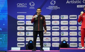 İzmirli cimnastikçi Ferhat Arıcan'dan Avrupa'da 9'uncu madalya