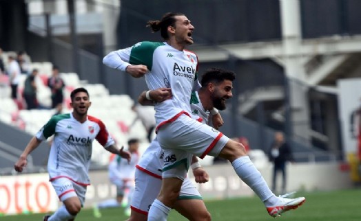 Karşıyaka'da Fatih Taşdelen dönüyor