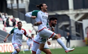 Karşıyaka'da Fatih Taşdelen dönüyor