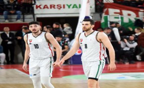 Karşıyaka potada eskiye sarılıyor: Hakan Sayılı da dönüyor