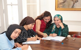 Konaklı kadınların okuma azmi örnek oldu