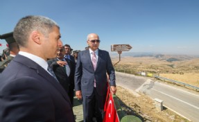 Kurtulmuş, Kocatepe’deki Zafer Haftası törenine katıldı