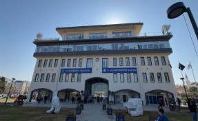 Kuşadası Belediyesi'ne operasyon; 15 şüpheli gözaltına alındı! Bülent Tezcan'dan açıklama