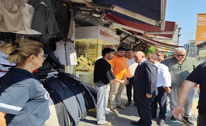 MHP’li Şahin’den Kemeraltı ziyareti; Hem vatandaş, hem esnaf mağdur!