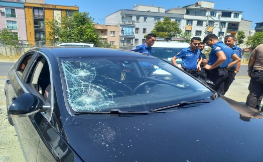 Manisa'da trafikte bıçaklı yol verme kavgası: 5 yerindan bıçaklandı!