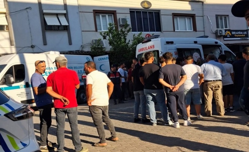 Manisa’da berber dükkanına silahlı saldırı: 2 ölü