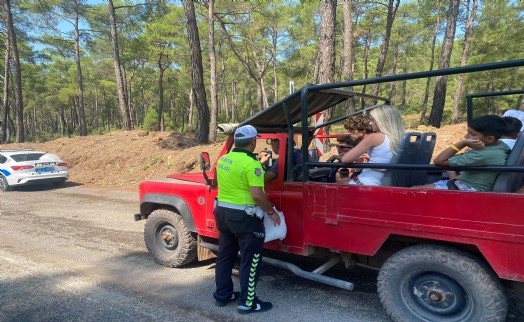 Marmaris’te cip safari araçlarına denetim! Alkollü sürücünün ehliyetine el konuldu