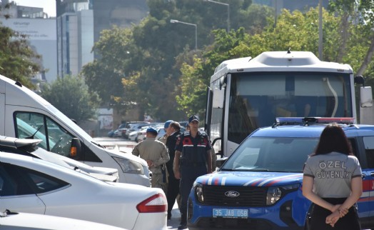 Menderes Belediye Başkanı Çiçek dahil 10 şüpheli tutuklandı