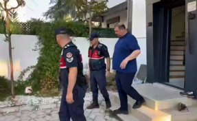 Menderes Belediyesi’ne operasyon: Başkan Çiçek gözaltına alındı!