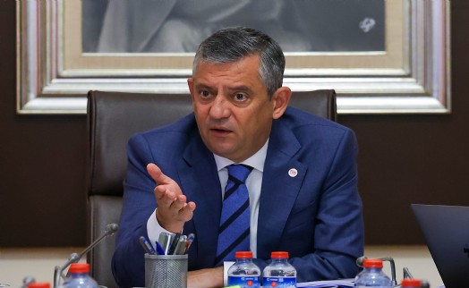 Özgür Özel’den CHP'ye Menderes çıkışı: 'Cumhur ittifakına selektör yaptılar'