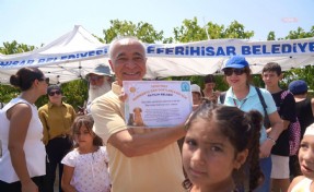 Seferihisar TeosFest'te çocuklardan can dostlara anlamlı destek