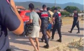 Tatilcilerin çantalarını hedef alan seri hırsız kıs kıvrak yakalandı: 3.8 milyon TL'lik vurgun yapmış!