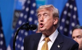 Trump’tan İran’a ekonomik savaş ilanı: Destek veren ülkeleri de tehdit etti