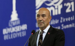 Tunç Soyer'den dikkat çeken mektup: Siyaset kir içinde ama İzmir yine toparlanacak!