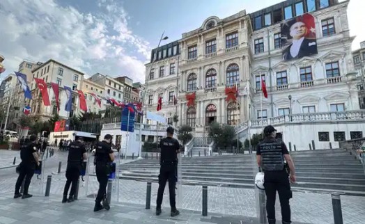 Tutuklamalar ve transferler dengeyi değiştirdi: İstanbul'da AK Parti'nin belediye sayısı CHP'yi geçti