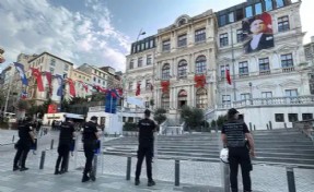 Tutuklamalar ve transferler dengeyi değiştirdi: İstanbul'da AK Parti'nin belediye sayısı CHP'yi geçti