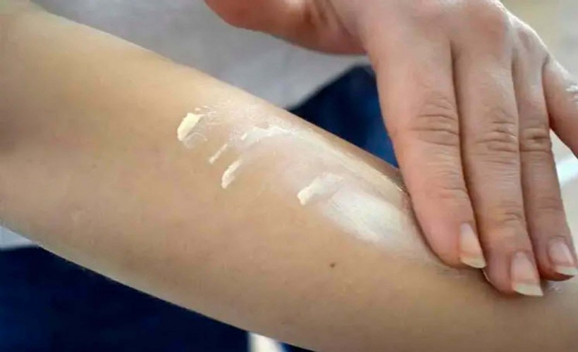 Uzmanlardan uyarı: Güneş kremi ve gözlük aksesuar değil, sağlık ihtiyacı