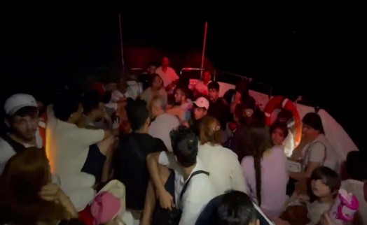 Yunan'ın ölüme ittiği 36 kaçak kurtarıldı