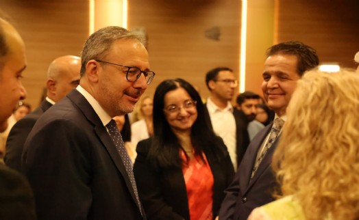 Kasapoğlu: İzmir'de kurulacak merkez uluslararası bir misyona sahip olsun