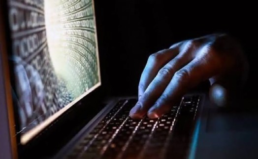 3 Türk Bakan'ın telefonlarına siber saldırı iddiası!