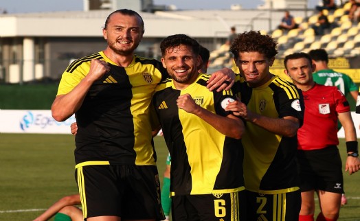 Aliağa FK liderlik koltuğunda: Sırada Elazığ var