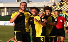 Aliağa FK liderlik koltuğunda: Sırada Elazığ var