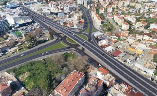 Anadolu Caddesi’ndeki yoğunluğa köprülü çözüm