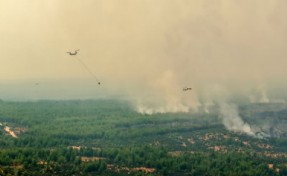 Antalya iki gündür yanıyor! Alevler evleri tehdit ediyor