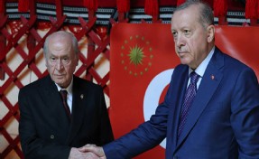 Bahçeli'den yeni anayasa çağrısı: Sistemde revizyon istedi