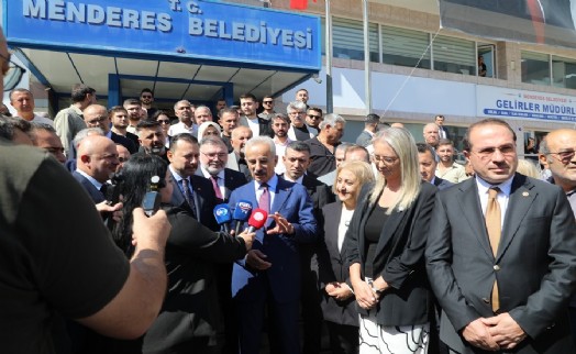 Bakan Uraloğlu’ndan İzmir'e Menderes-Gümüldür Karayolu müjdesi